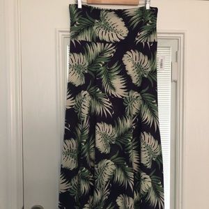 Lularoe Maxi Skirt Palm Leaf Purple NWT